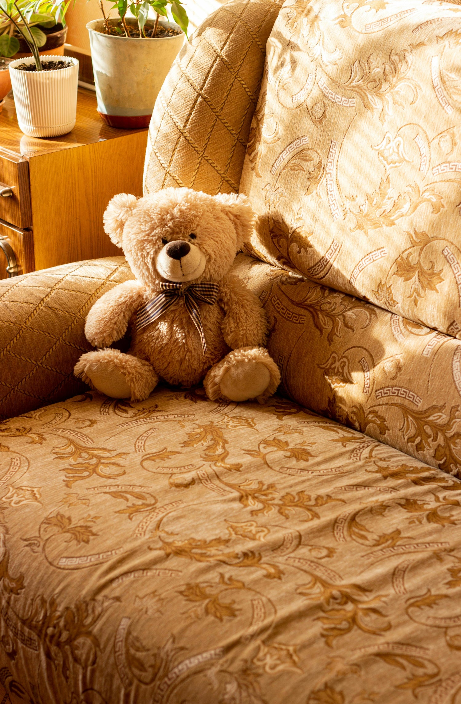 Home-Living YNOM cornerstore