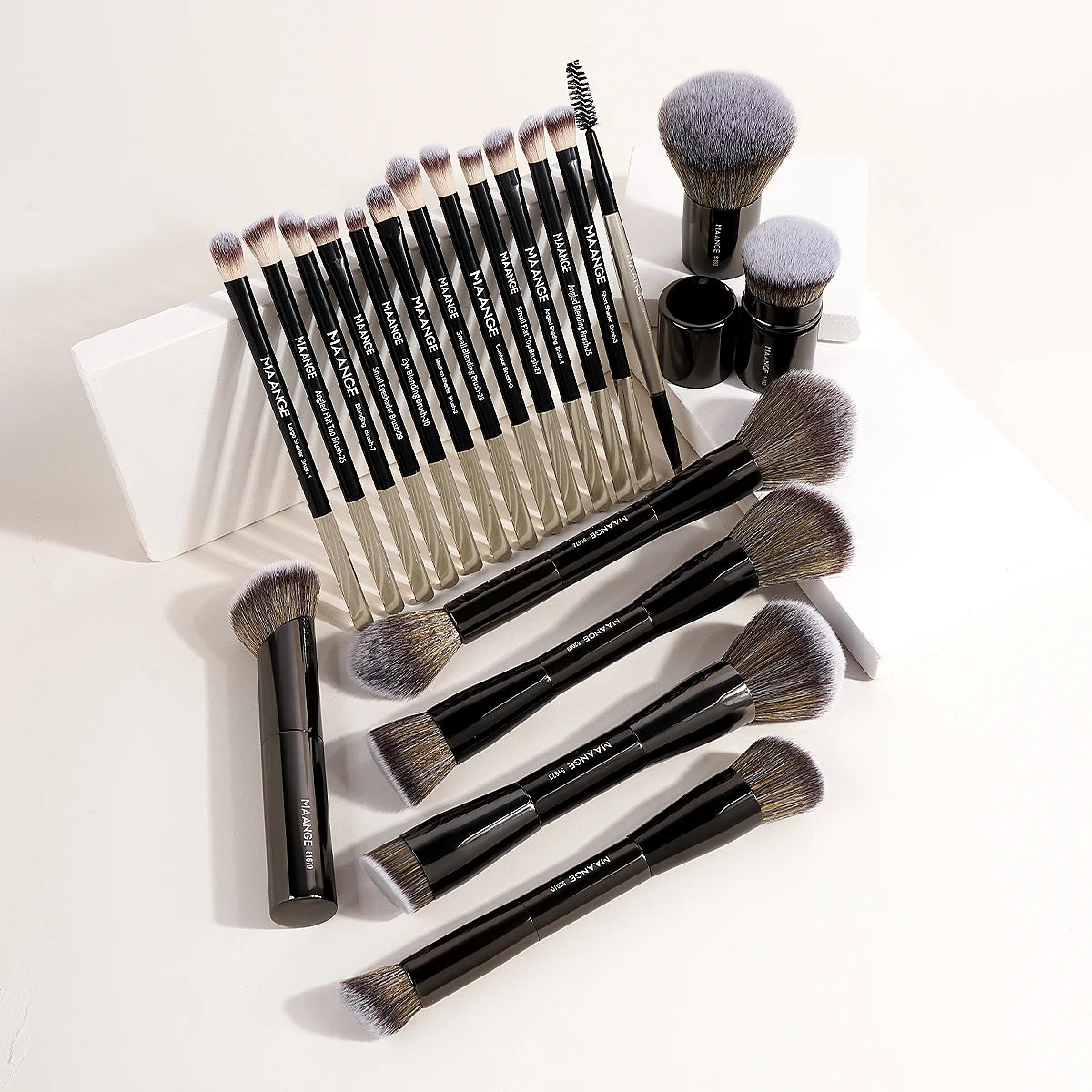 The GlamPro 20-Piece Professional Makeup Brush Set | Full Face Kit - YNOM cornerstore