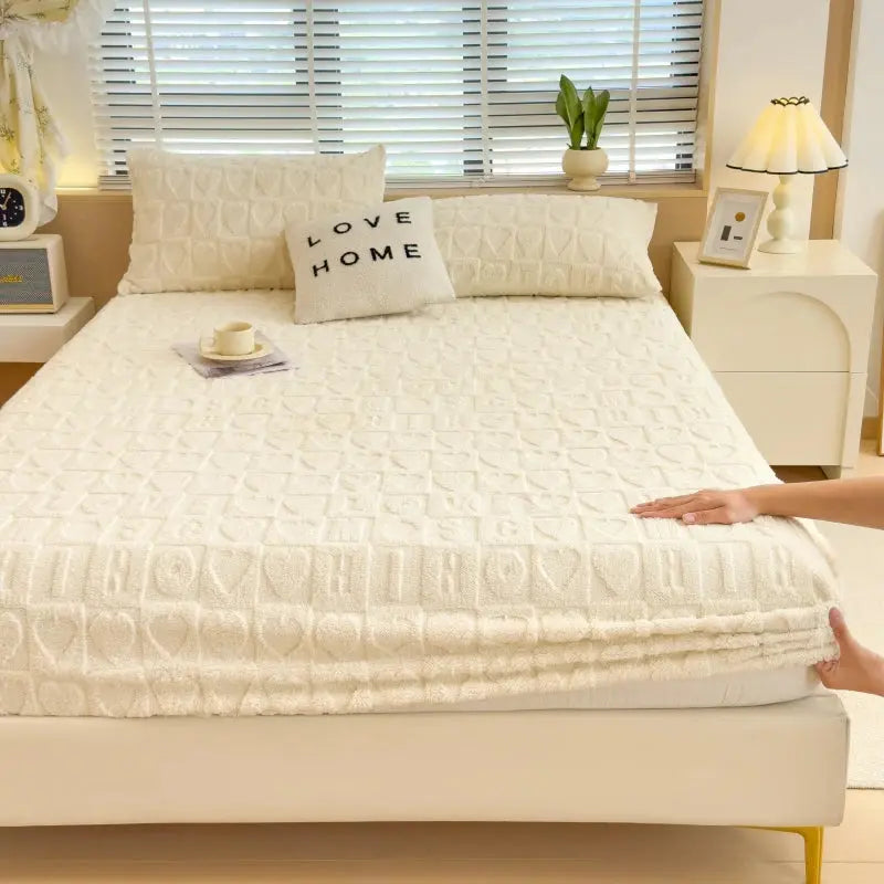 Milk Velvet Fitted Sheet | Ultra-Soft, Non-Slip Bedding for Dreamy Sleep Shop1103841740 Store