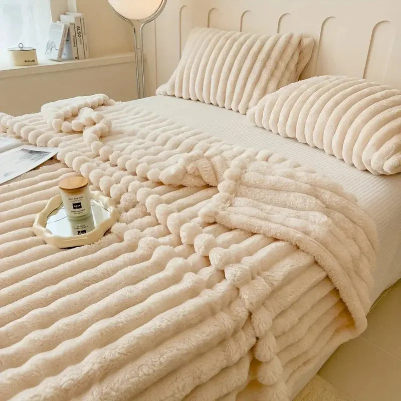 MarshmallowHug Faux Fur Blanket | Ultra-Soft & Cozy for Winter Shop Maige Store