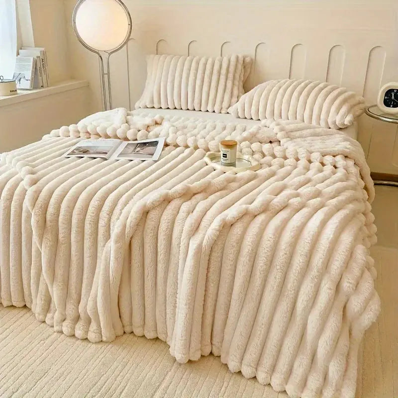 MarshmallowHug Faux Fur Blanket | Ultra-Soft & Cozy for Winter Shop Maige Store