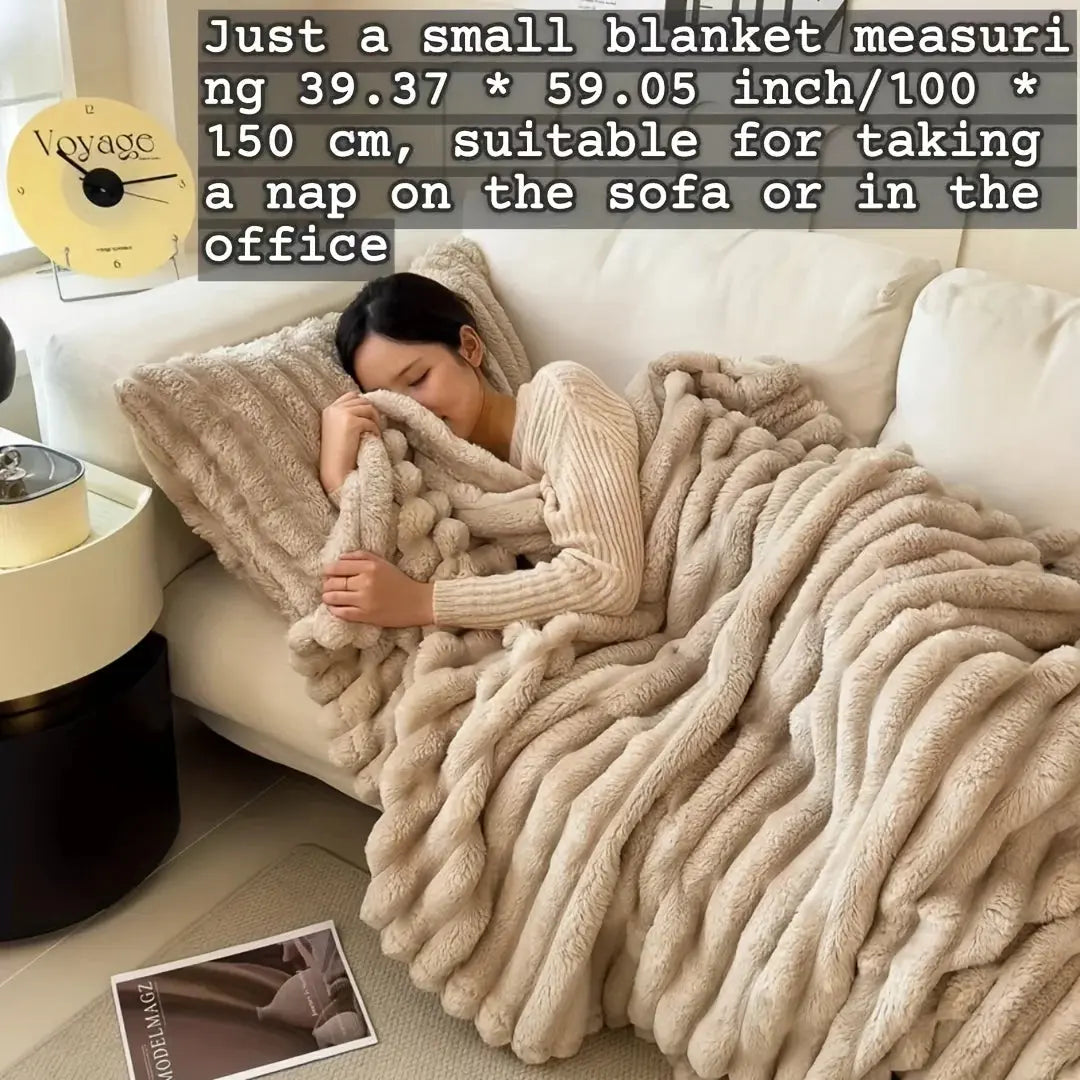 MarshmallowHug Faux Fur Blanket | Ultra-Soft & Cozy for Winter Shop Maige Store